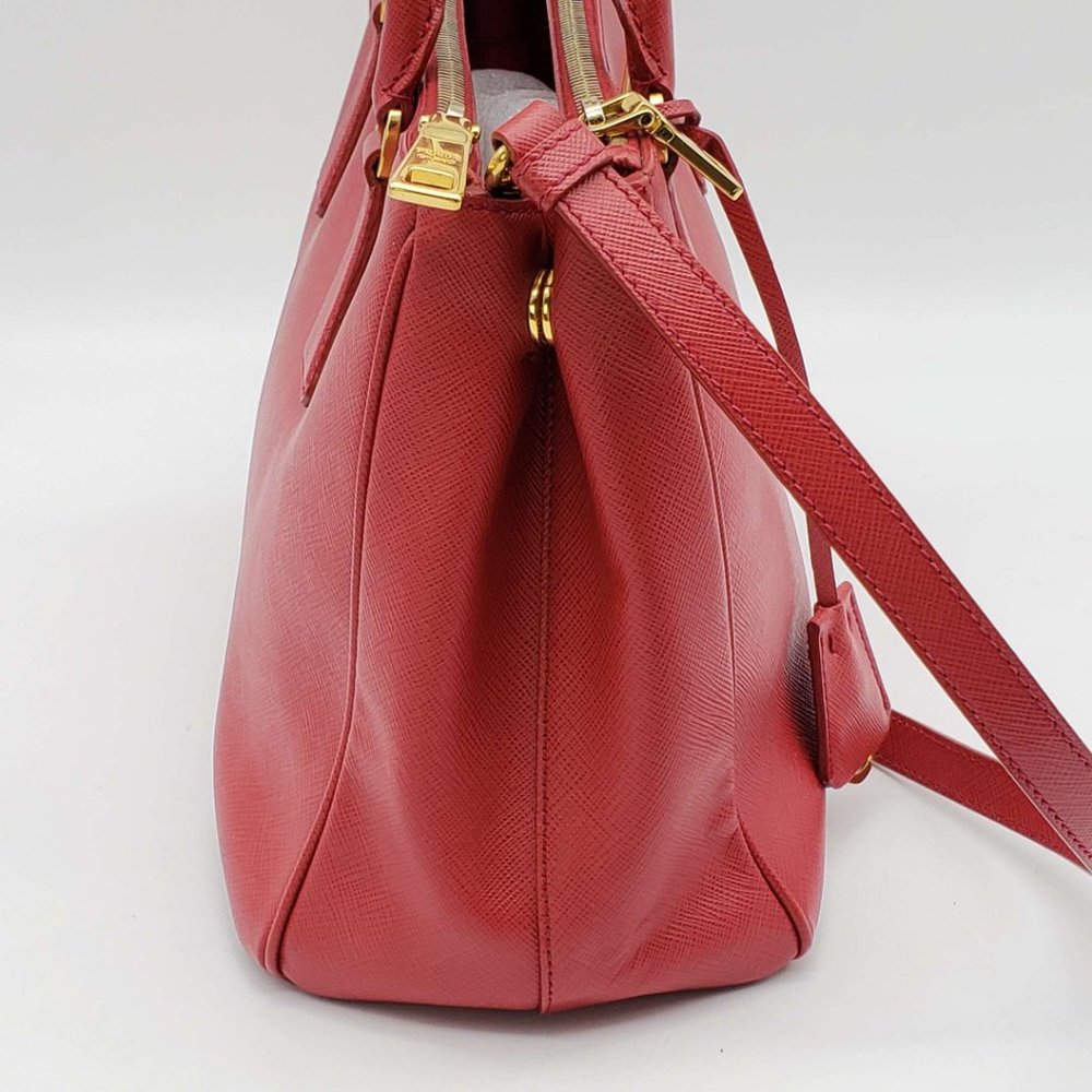 100% Authentic Prada Saffiano Small Red Shoulder Bag - Picture 3 of 16